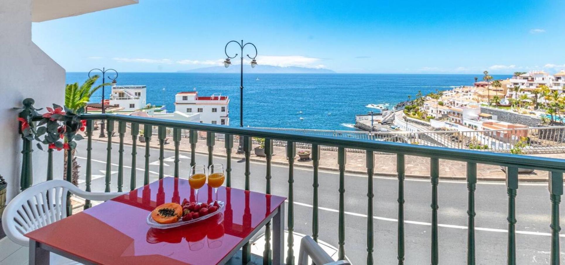Great View Apt By Dream Homes Tenerife Puerto de Santiago  Exterior photo